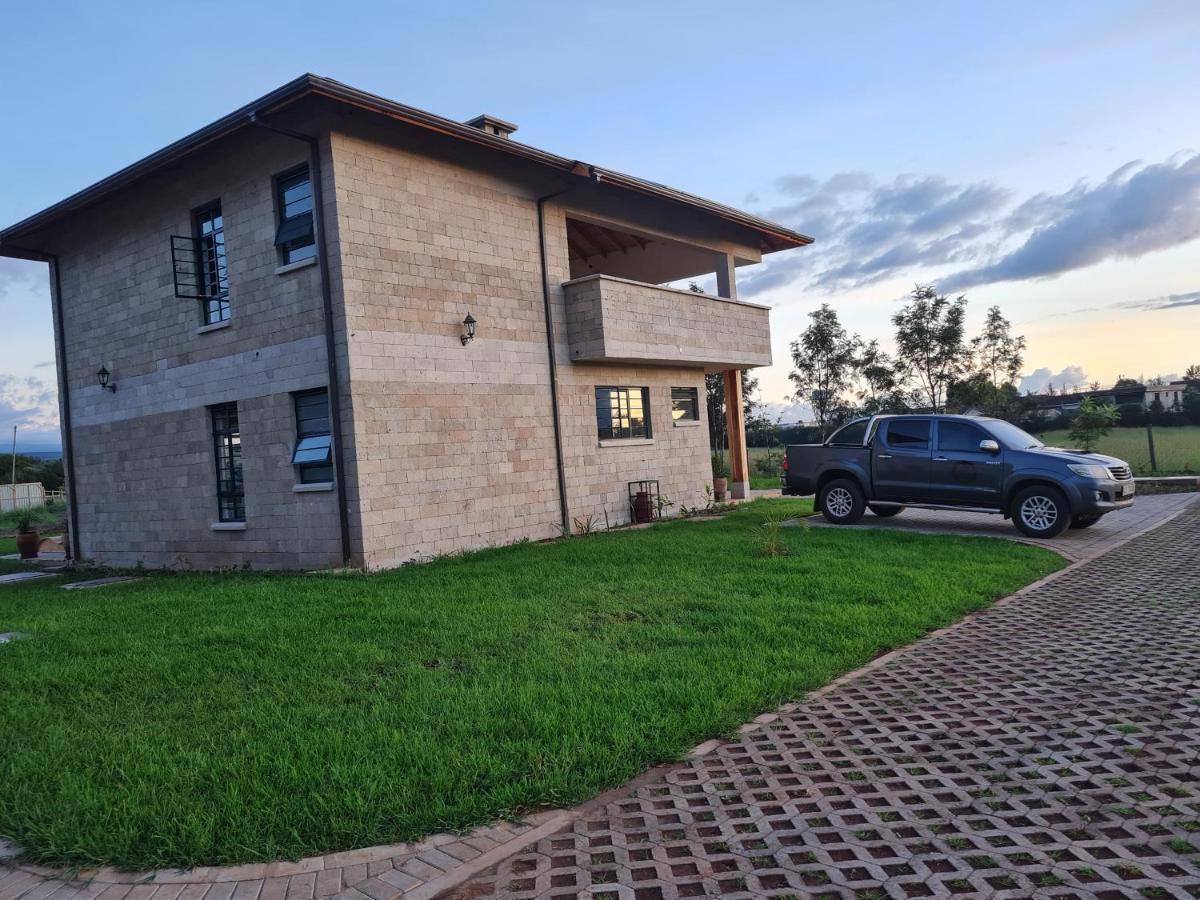 The Landing Nanyuki Cottages エクステリア 写真