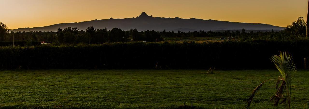 The Landing Nanyuki Cottages エクステリア 写真